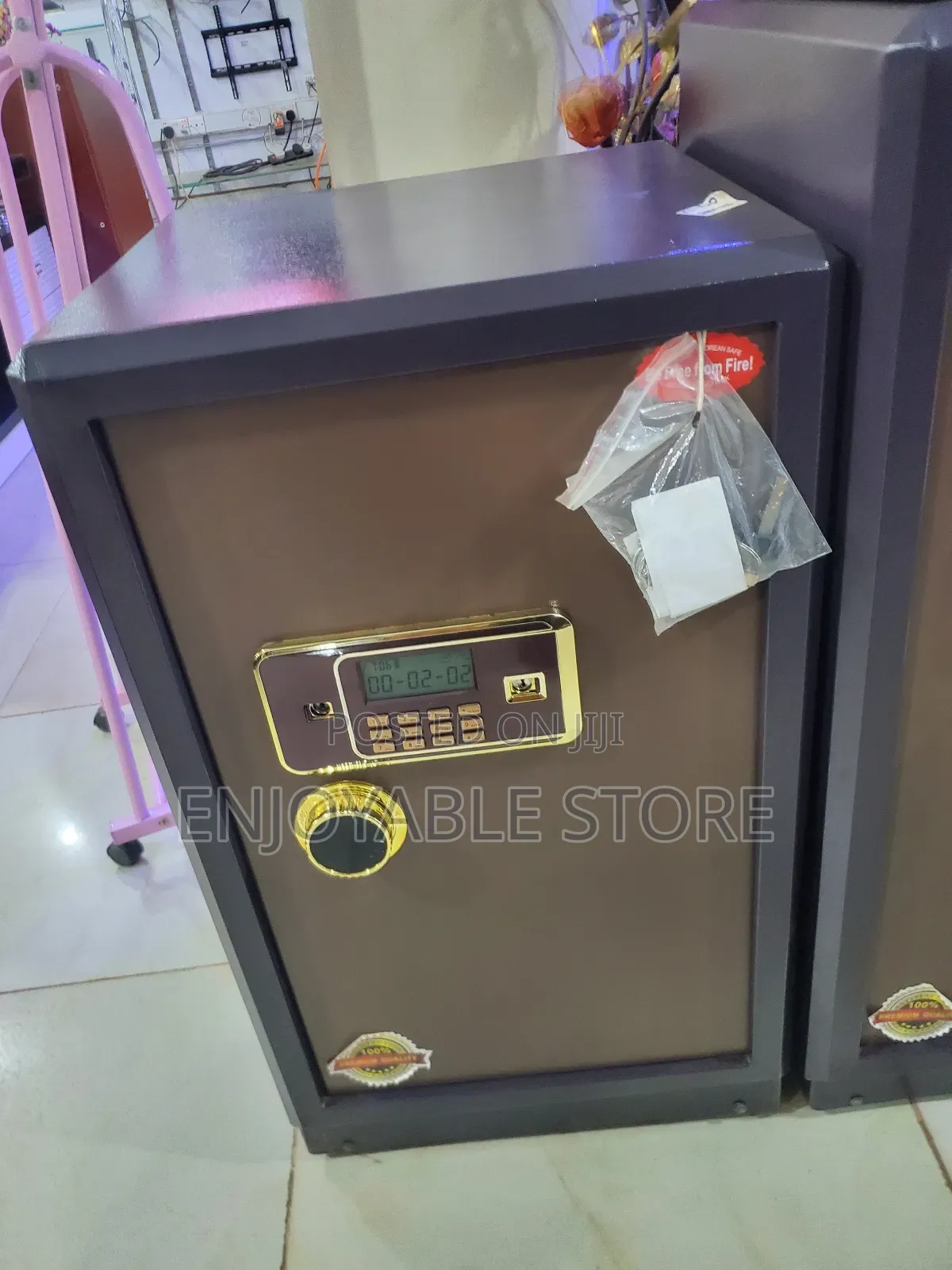 Safe Box Heavy-duty Water/Fire Proof