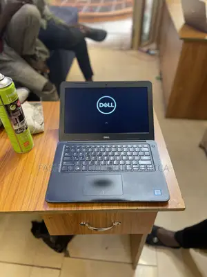 New Laptop Dell Latitude 13 3380 8GB Intel Core I5 HDD 500GB