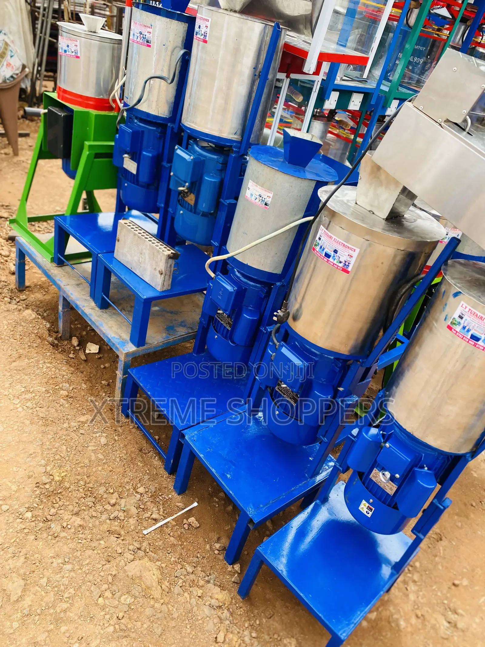 Al / G. Nut Machine /23kgs / Stainless Pan