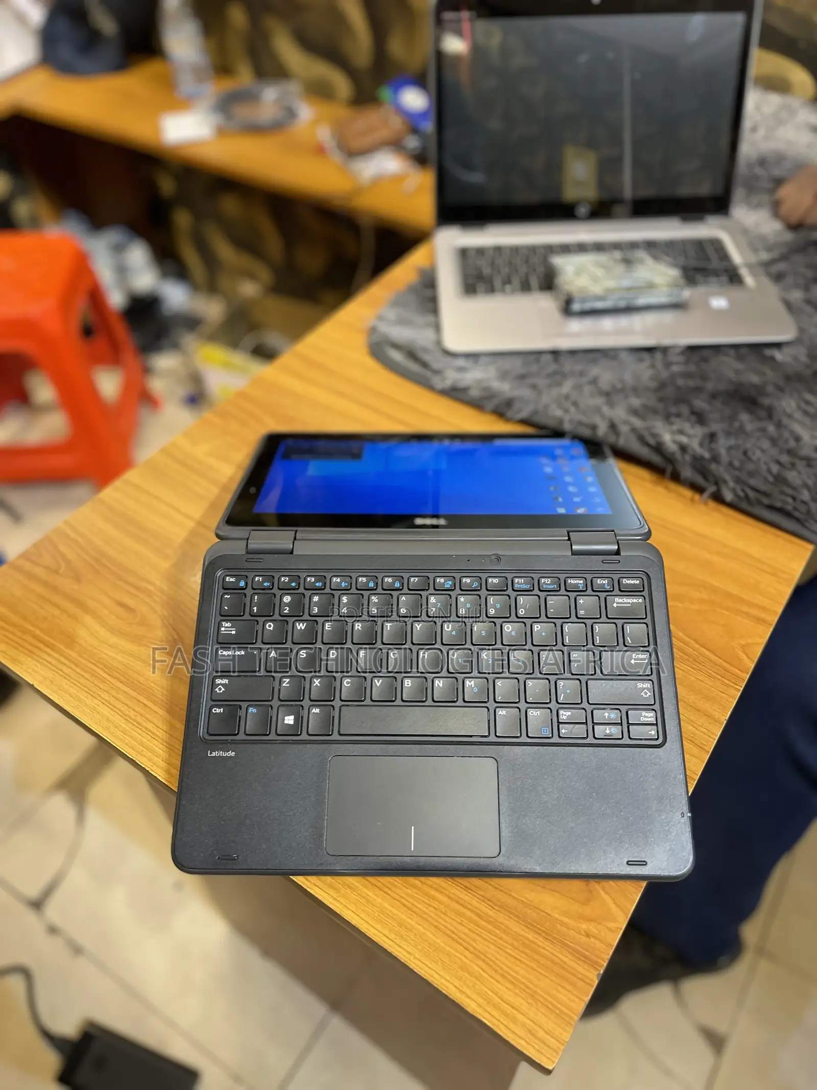 Laptop Dell Latitude 11 3190 4GB Intel Celeron SSD 128GB