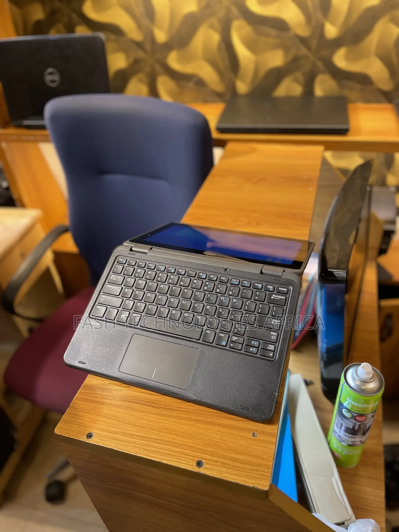 Laptop Dell Latitude 11 3190 4GB Intel Celeron SSD 128GB