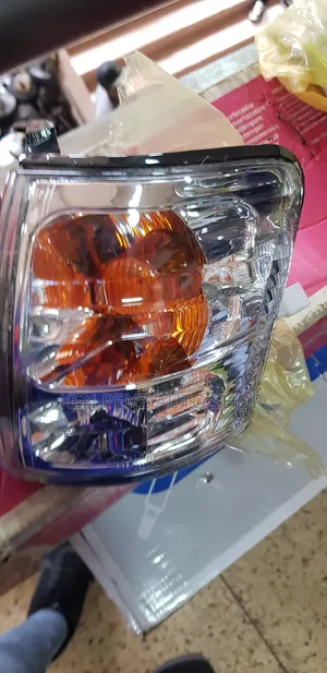 Conerlamps for Hillux 167 2000