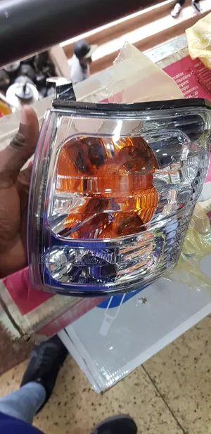 Conerlamps for Hillux 167 2000