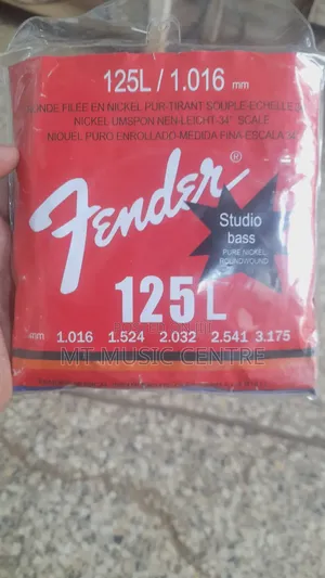 Photo - Bass Guitar Strings