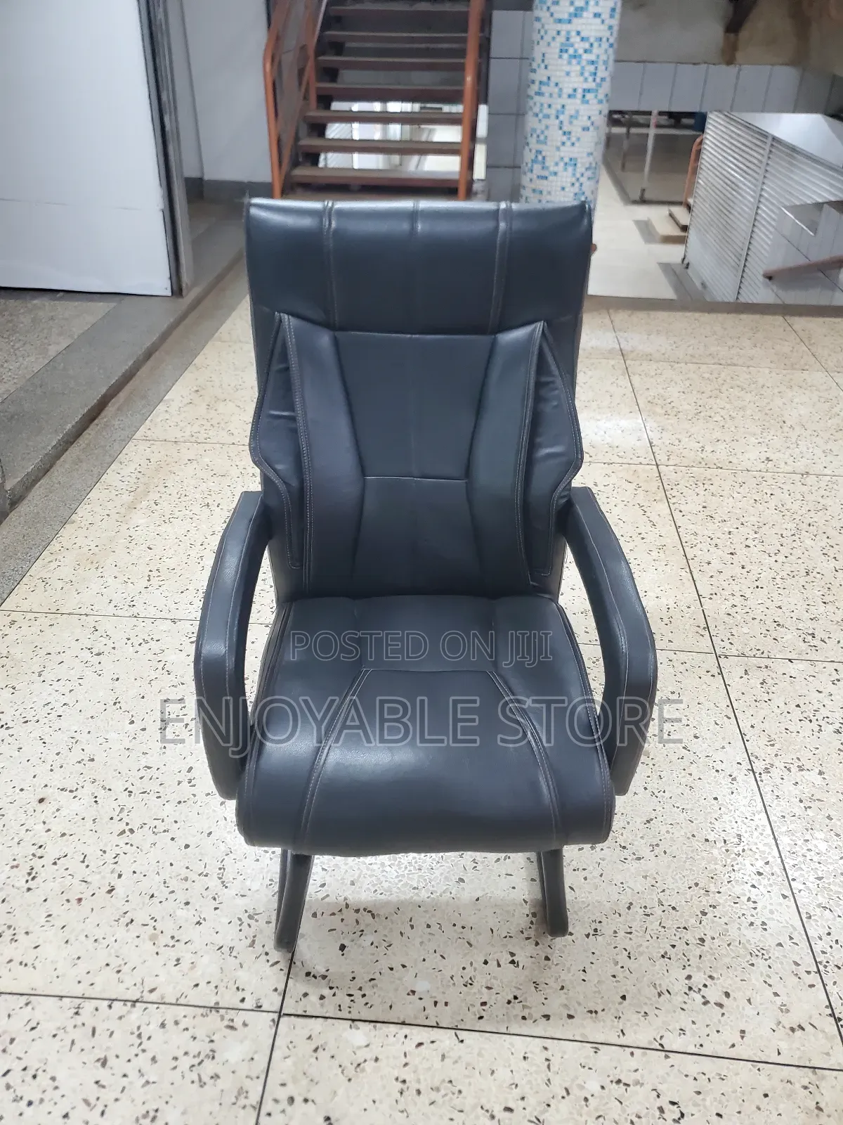 Office Chairs Curved Stand Big Size
