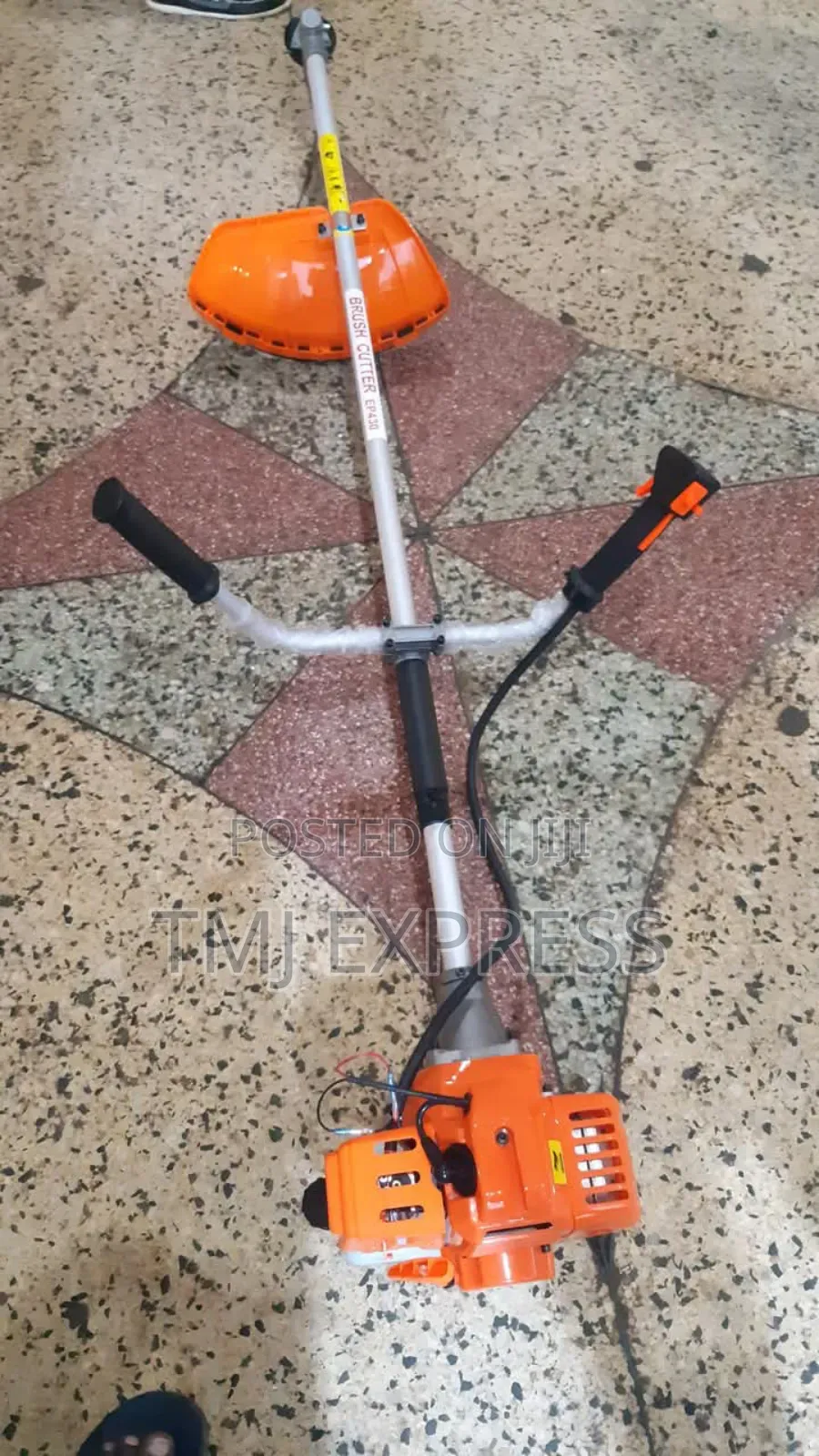 Grass Cutter Machine