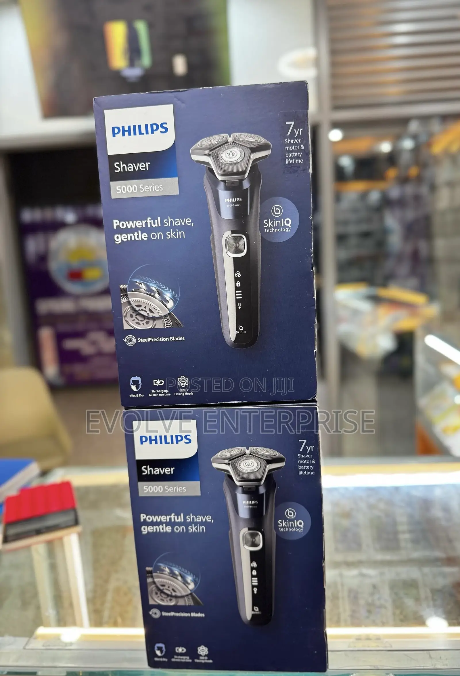 Philips Series 5000 S5885/25 Wet and Dry Rotary Shaver