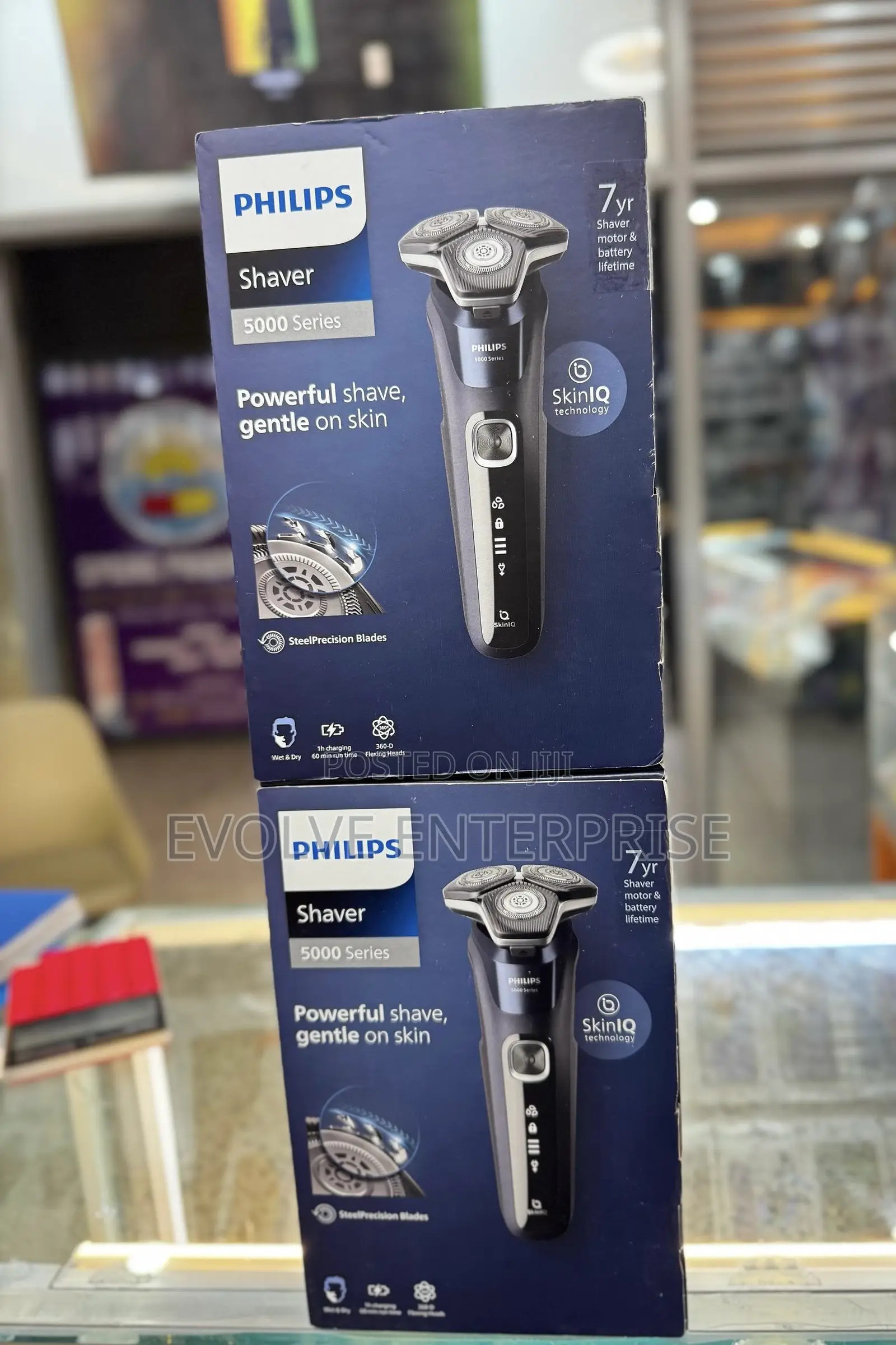 Philips Series 5000 S5885/25 Wet and Dry Rotary Shaver