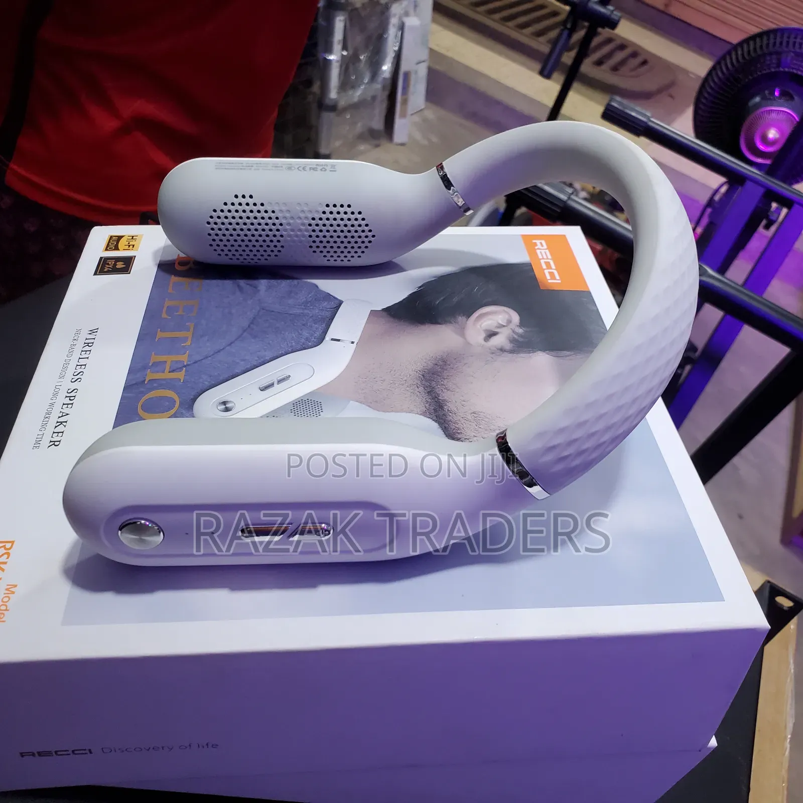 Recci RSK-W23 Wireless Neckband Speaker