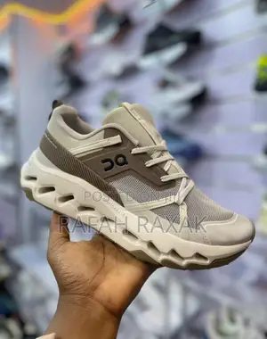 Original Men’S on Cloud Horizon Cushioned Hiking Sneakers