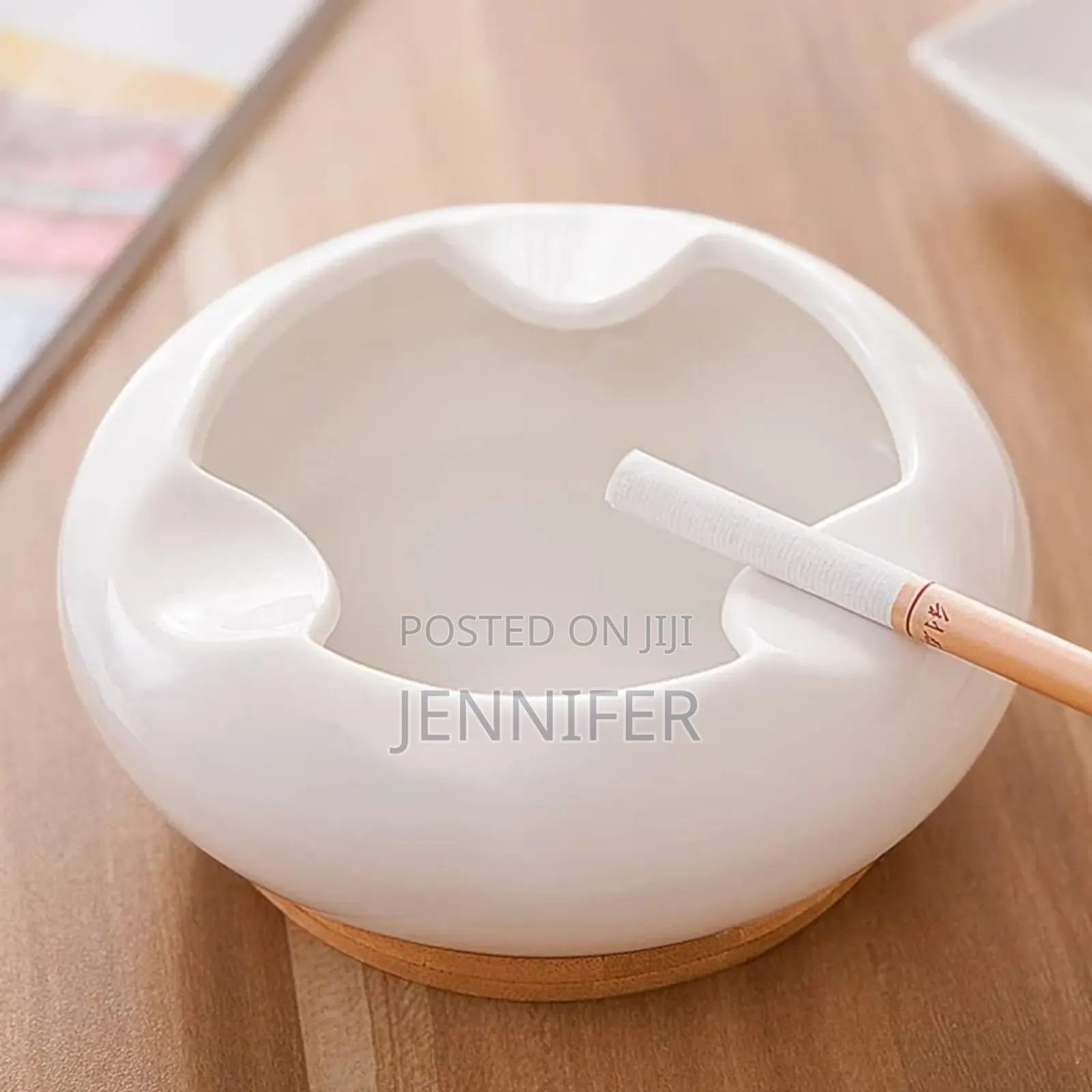 Office Ceramic Ash Tray With Heat-Resistant Wooden Base