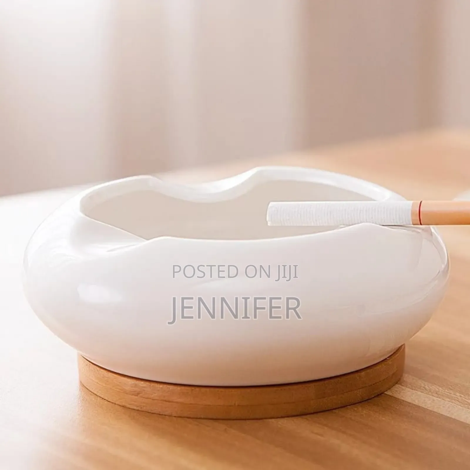 Office Ceramic Ash Tray With Heat-Resistant Wooden Base