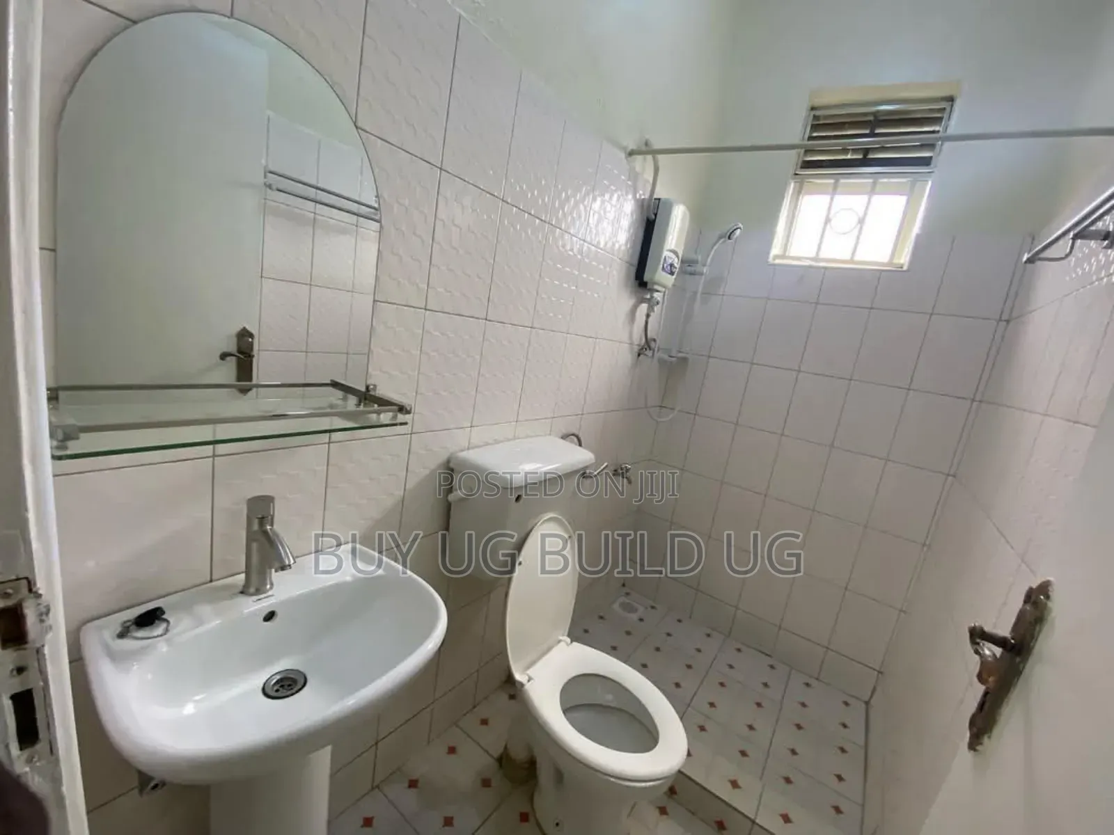 2bdrm Apartment in Namugongo Mbalwa, Central Division for rent