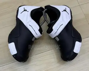 Original Black/White Air Jordan Lx2 Vintage Sneakers