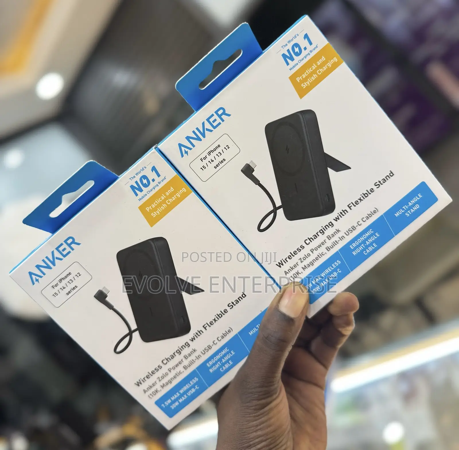 Anker Maggo Power Bank With a Flexible Stand