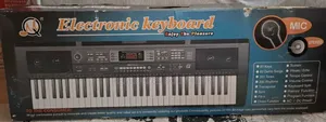 61 Keys Electric Beginner Piano Keyboard With 60 Demo Songs