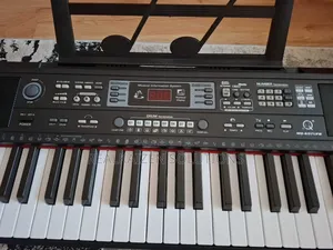 61 Keys Electric Beginner Piano Keyboard With 60 Demo Songs