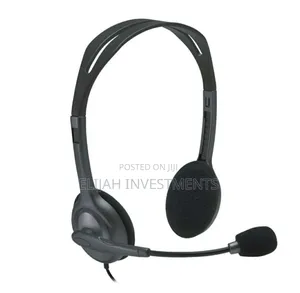 Black Logitech H111 Wired on Ear Headphones With Mic