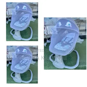 Mastela Swing 3 in 1 Deluxe Multi-Functional Bassinet