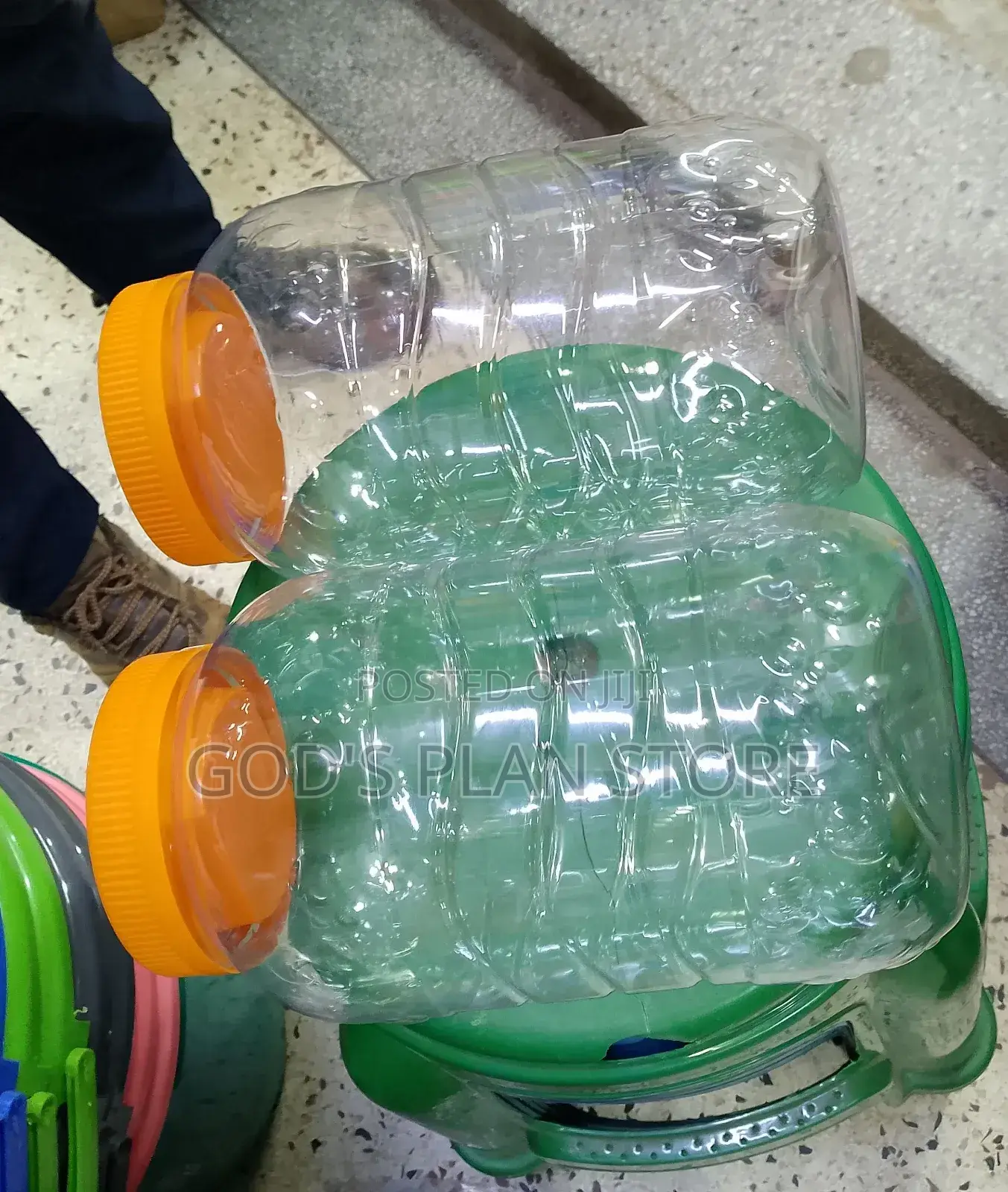 Plastic Containers (Tins)