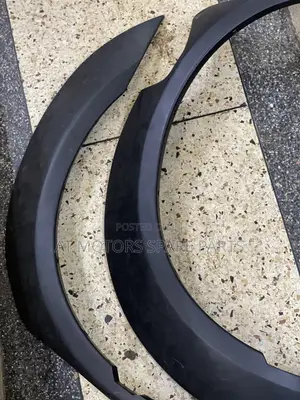 Hardbody Fender Moulding