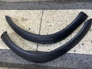 Hilux 106 Fender Moulding