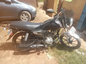 Yamaha Crux 2017 Black