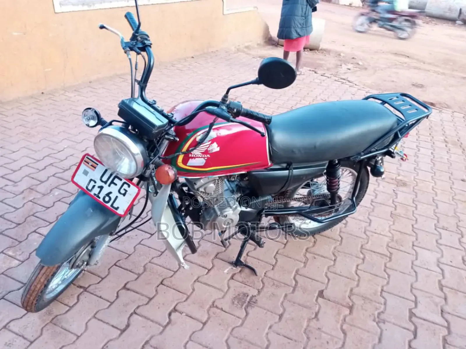 Honda VFR 700F 2024 Red