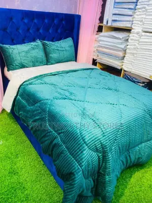 4pc Velvet Duvet - 2 Pillowcases, 1 Bedsheet and 1 Duvet
