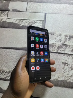 Infinix Hot 50i 128 GB Black