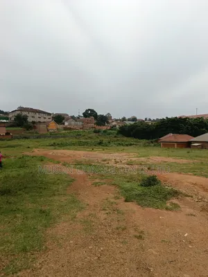 An Acre of Land in Kawempe Tula on Sale.