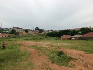 An Acre of Land in Kawempe Tula on Sale.