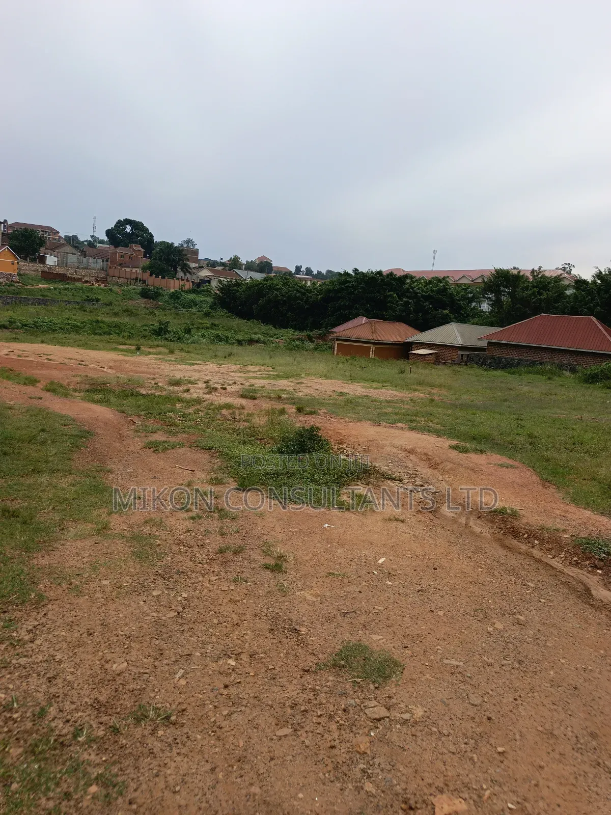 An Acre of Land in Kawempe Tula on Sale.