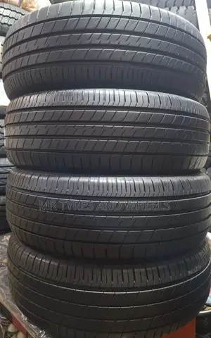 Photo - 205/60r16 Dunlop Imported Japanese Tyres