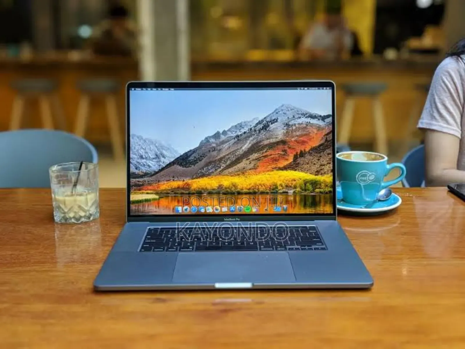 Laptop Apple MacBook Pro 2017 16GB Intel Core I7 SSD 512GB