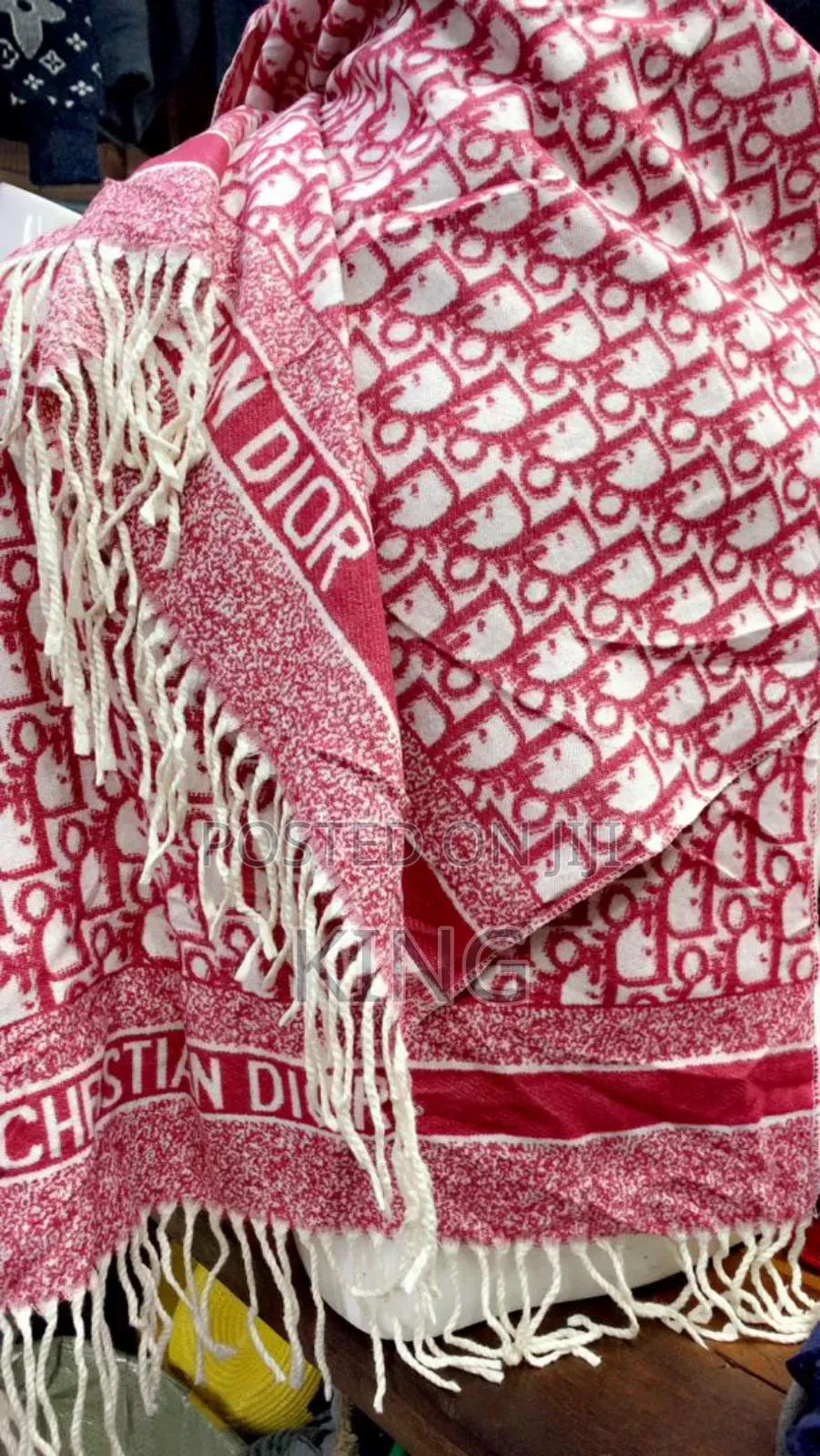 Seductive Scarfs