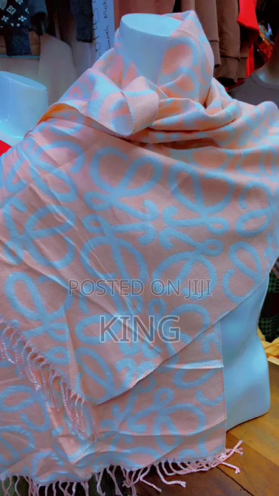 Maestro Scarfs