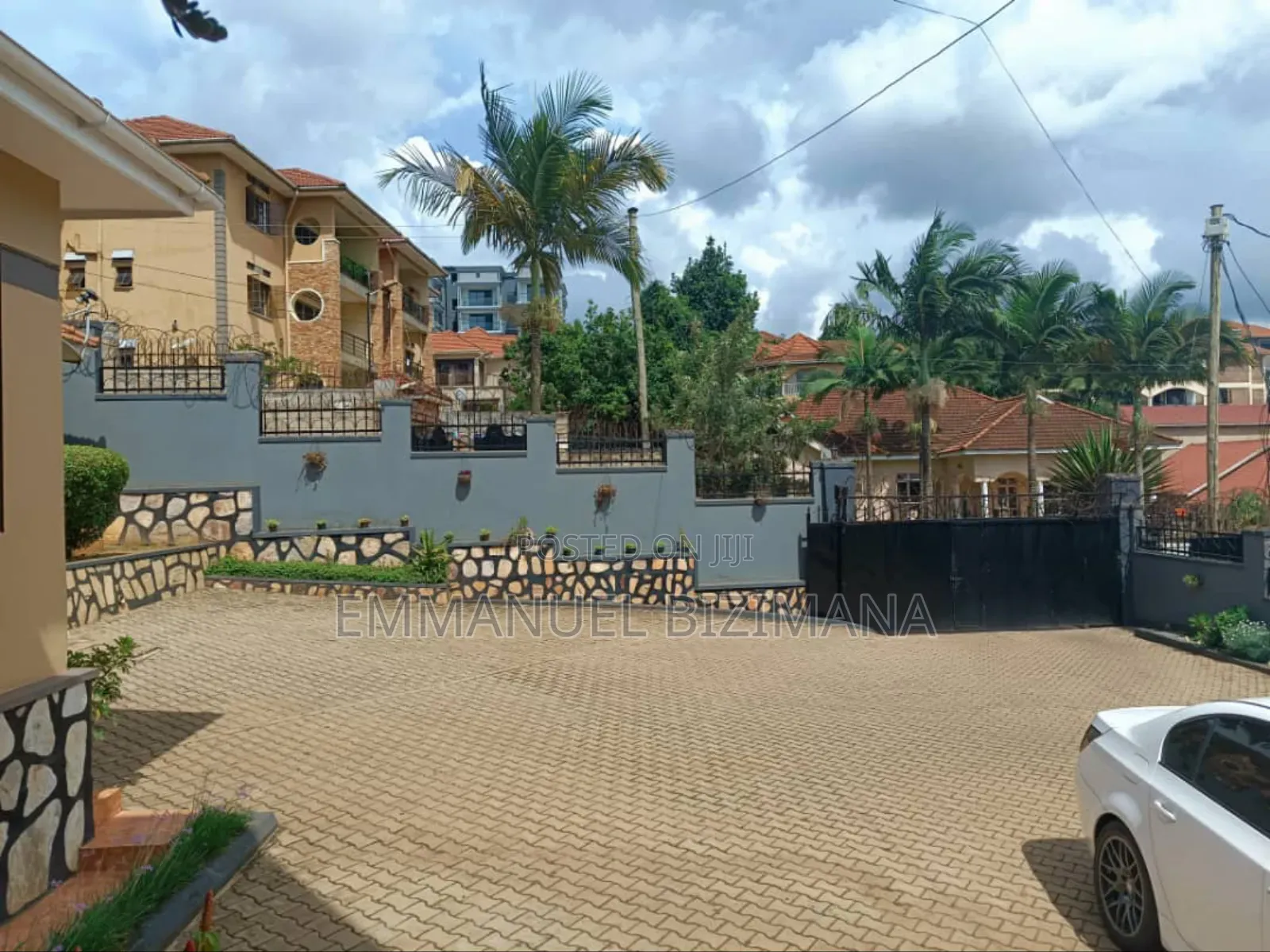 5bdrm Apartment in Wemac Properties, Nakawa for sale