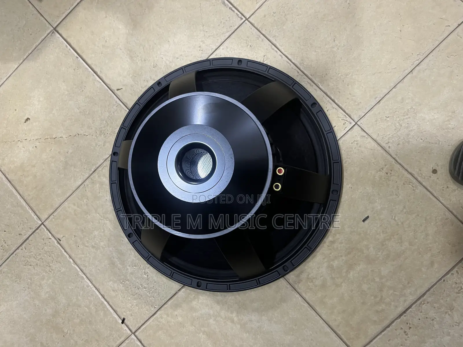 Martin Audio 18 Naked