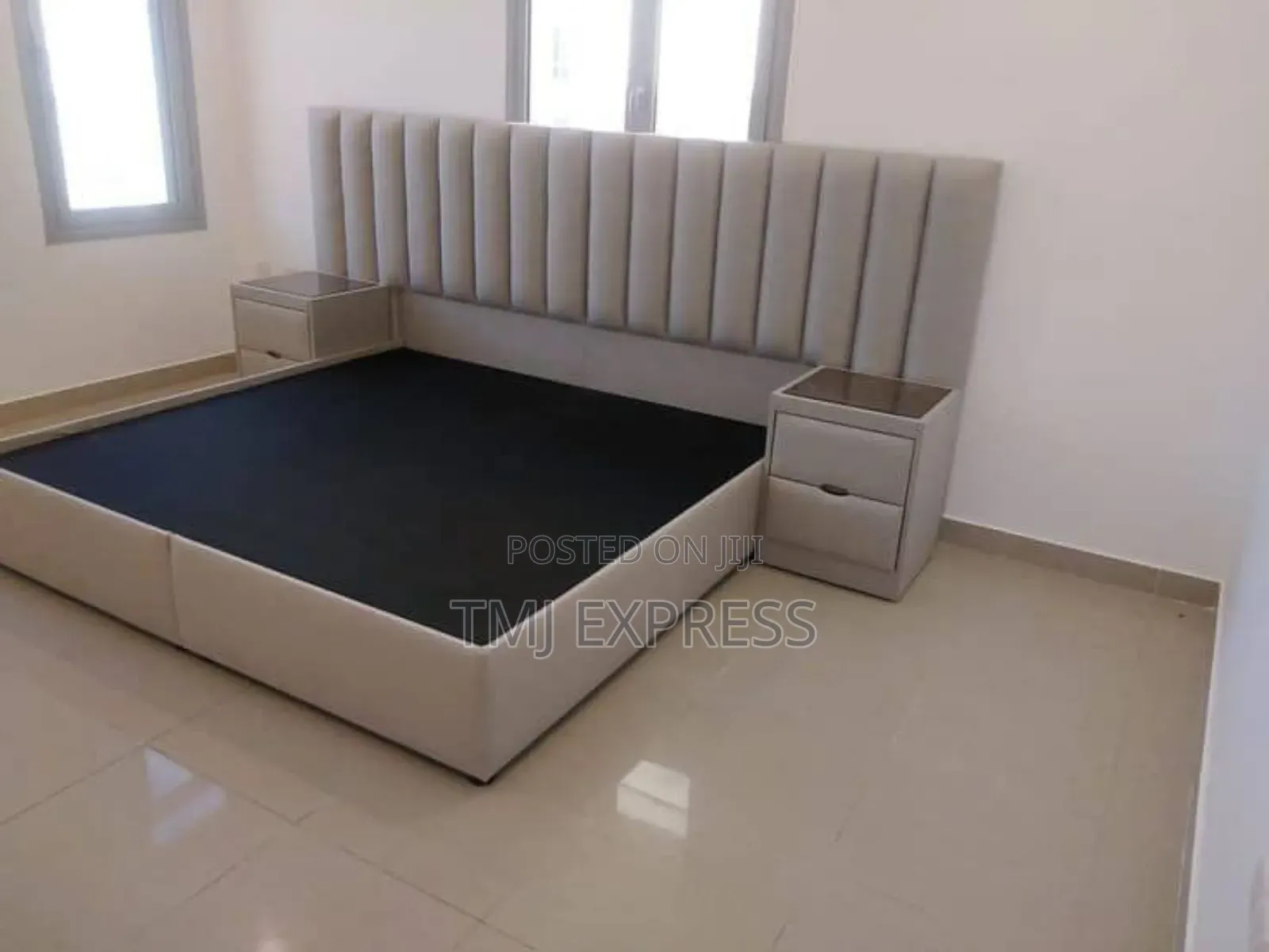 Elegant Luxury 6x6 Bed With Side Drawers