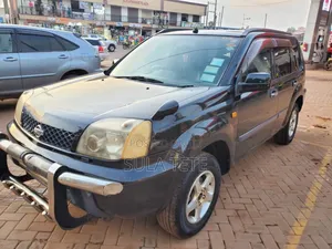 Nissan X-Trail 2000 Black