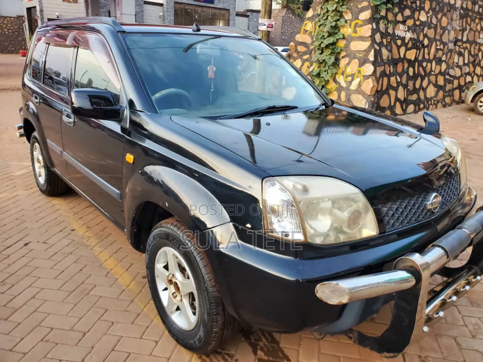 Nissan X-Trail 2000 Black