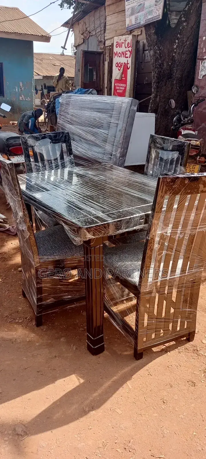 Dinning Table