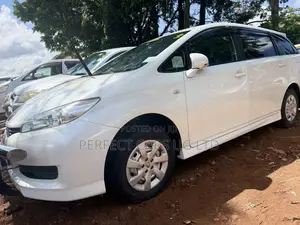 Toyota Wish 2010 Off white