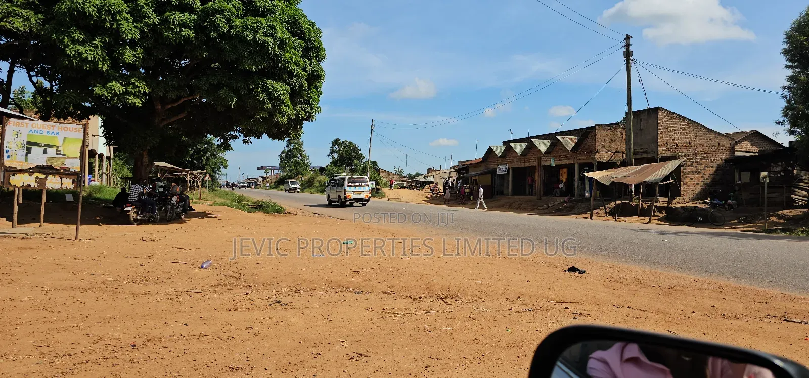 Gobero Highway Tarmac View Plots on Sale Along Hoima Road