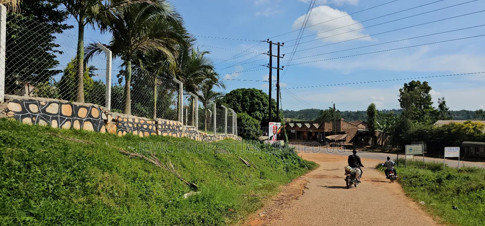 Gobero Highway Tarmac View Plots on Sale Along Hoima Road