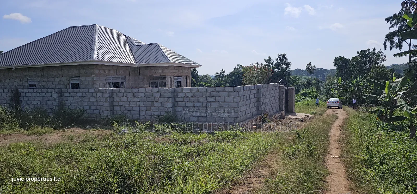 Gobero Highway Tarmac View Plots on Sale Along Hoima Road