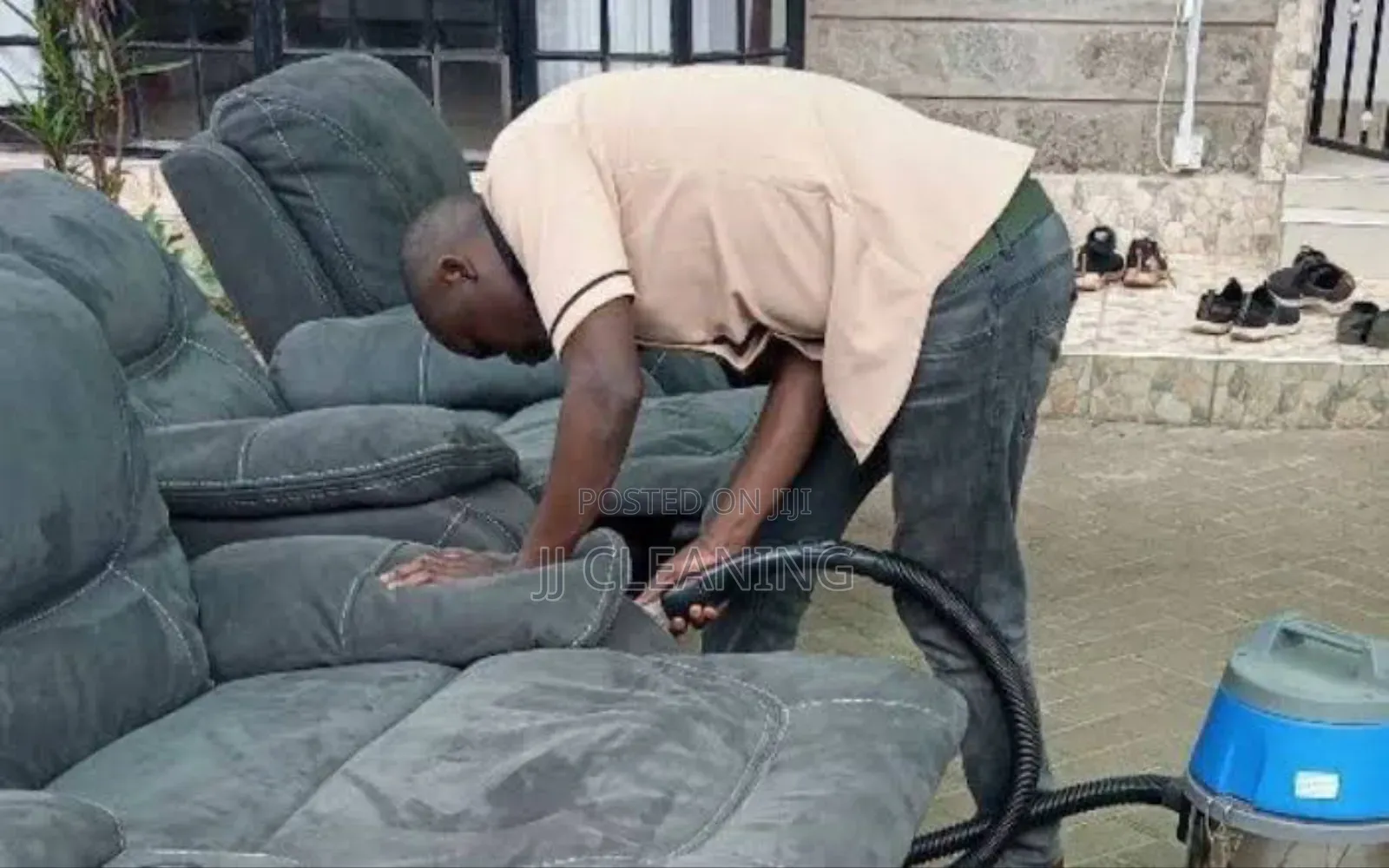 Sofa Cleaning and Fumigation Services