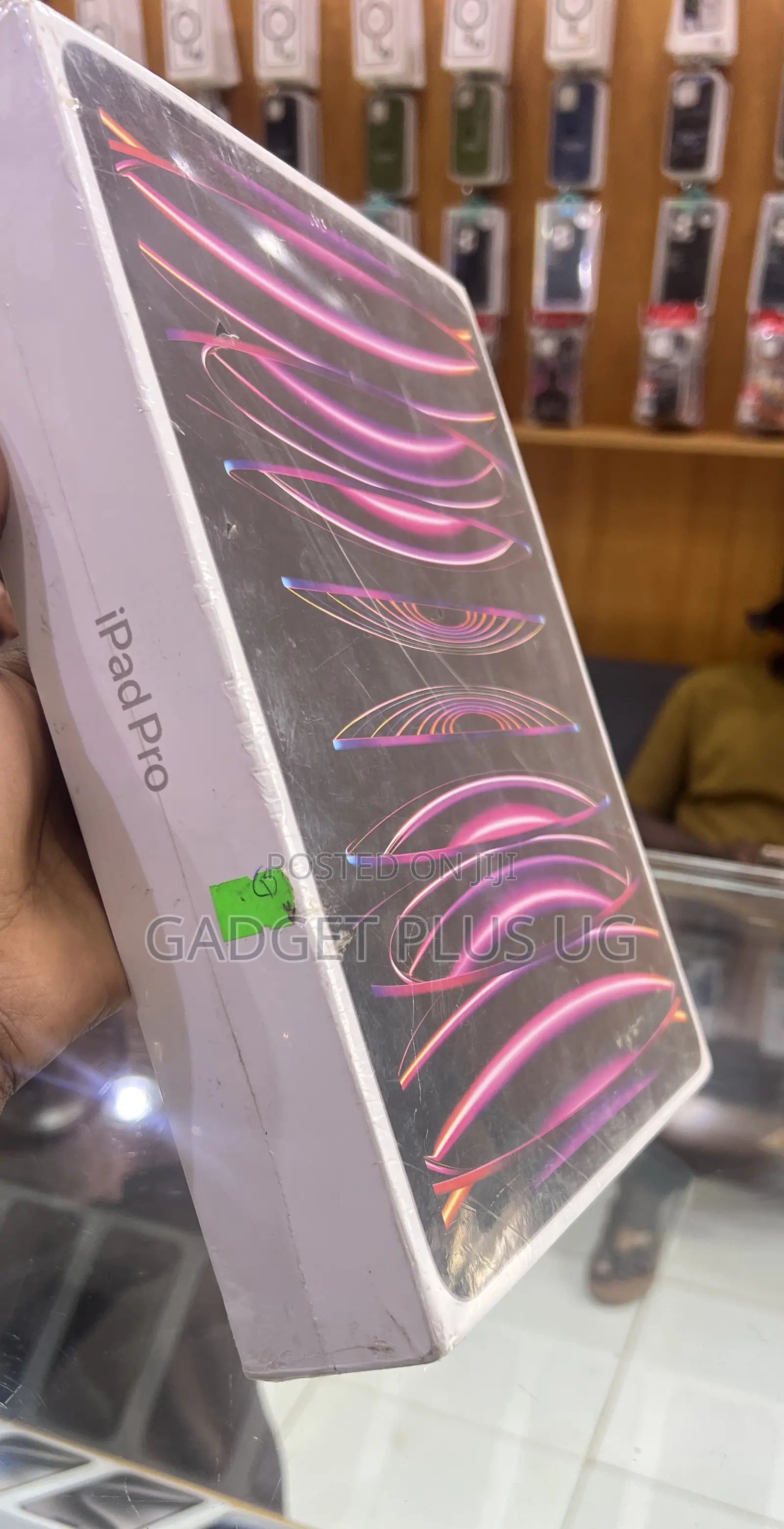 New Apple iPad Pro 12.9 (2022) 128 GB Gray