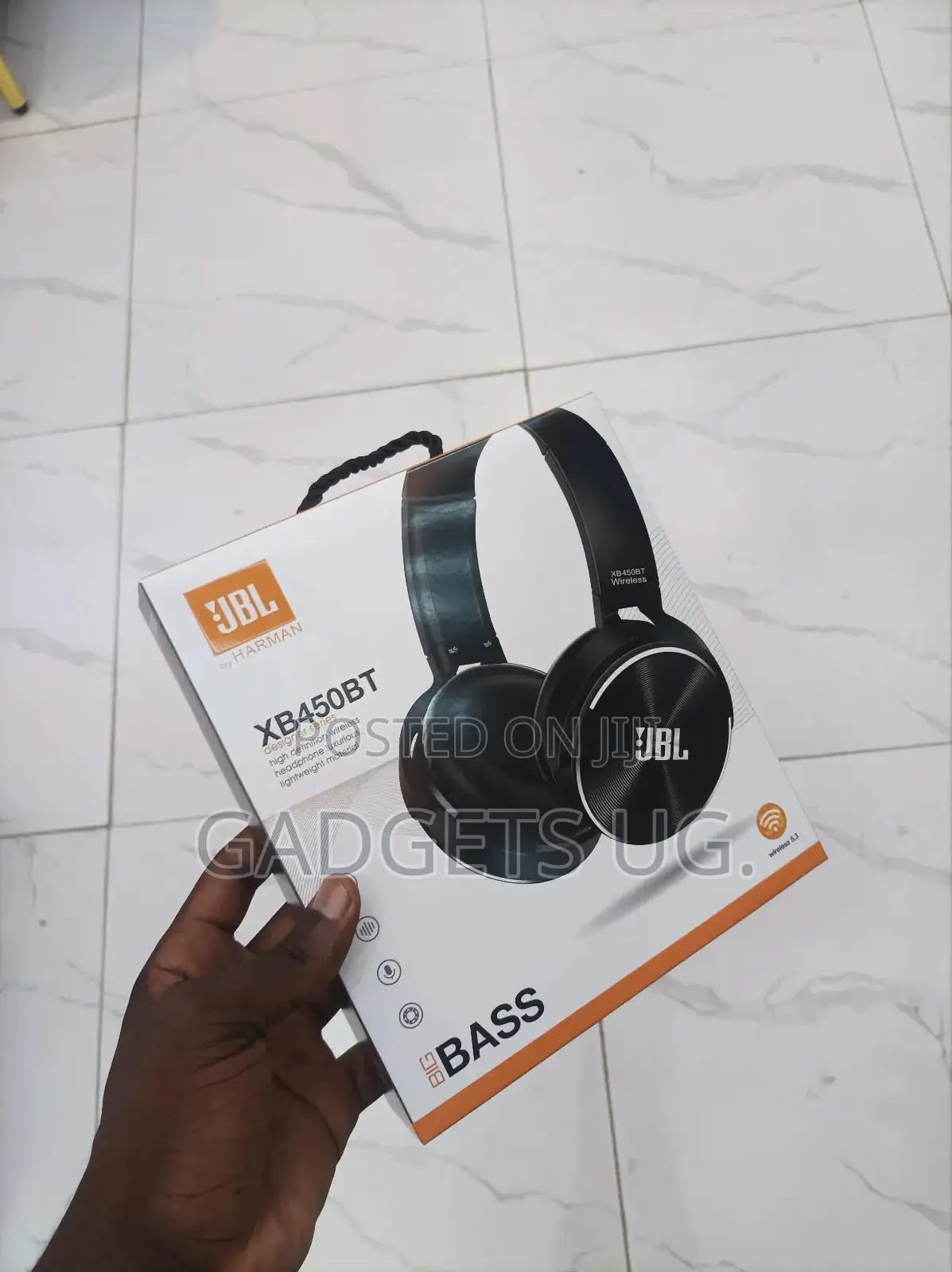 JBL Bass (Headphones)